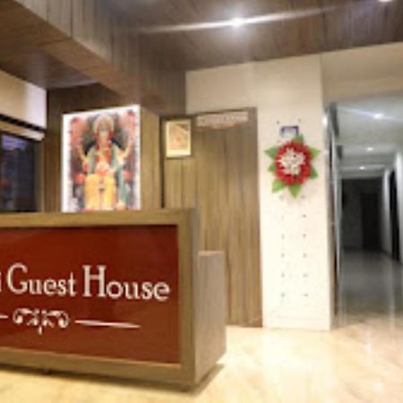 Atithi Guest House,ナーシク エクステリア 写真